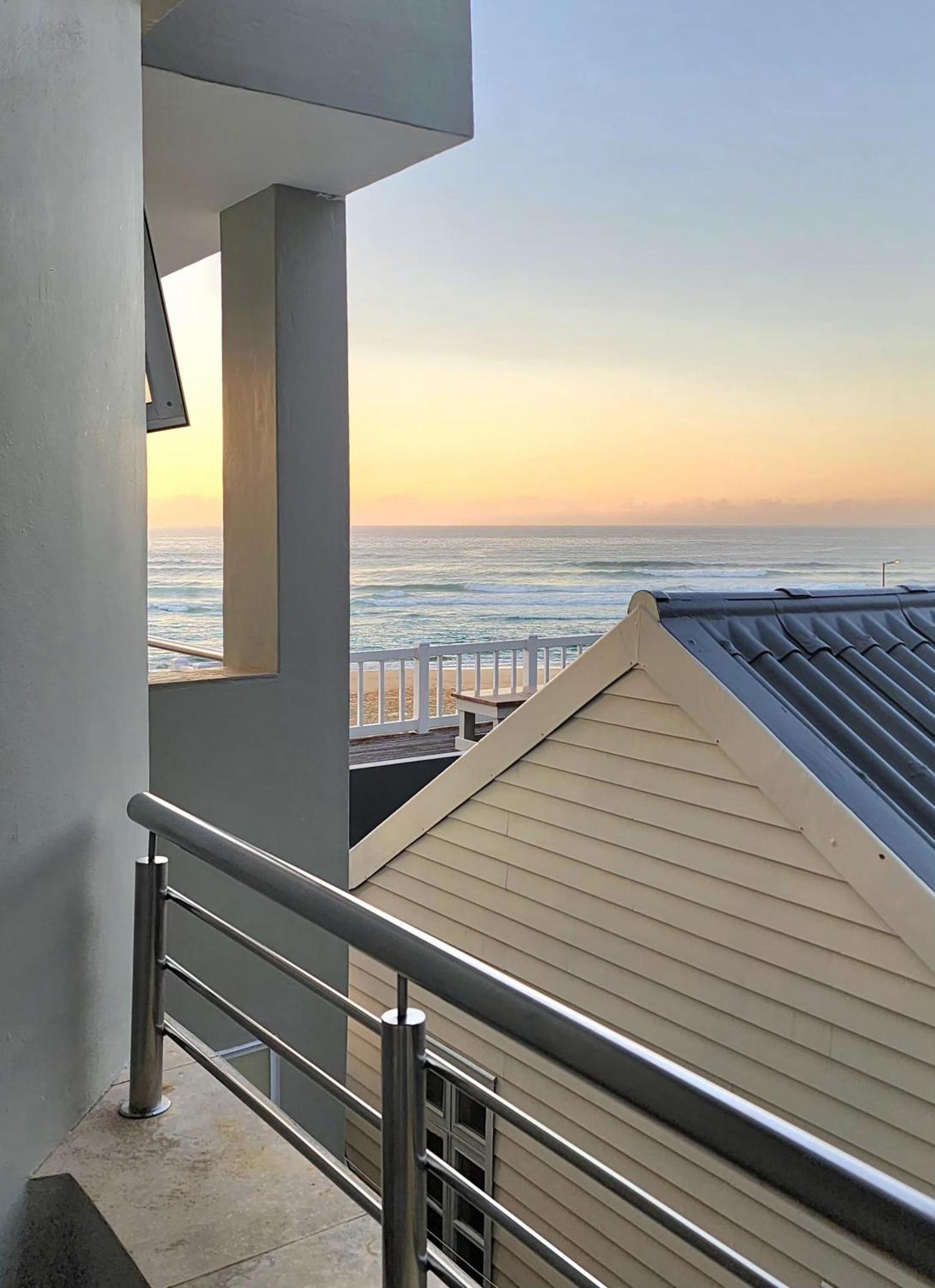 Waves Of Grace Seafront Villa Herolds Bay Exterior photo